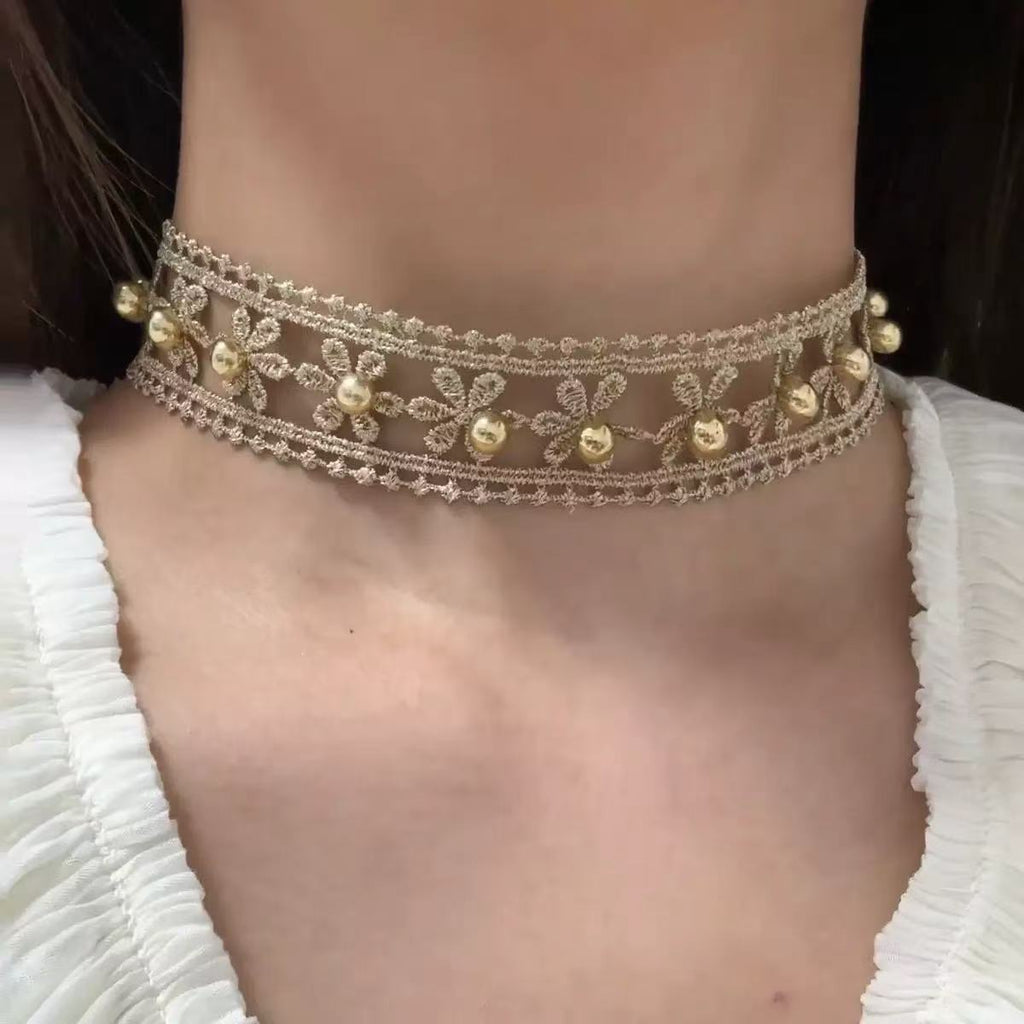 Lace Noir Choker