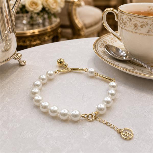Pearl Glow Bracelet