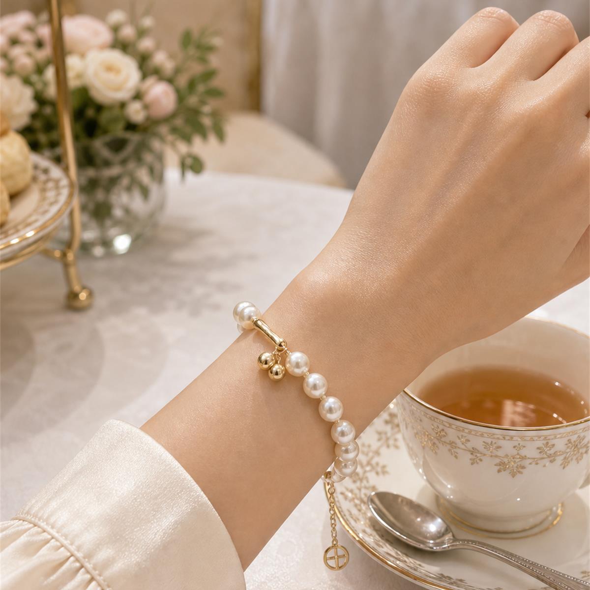 Pearl Glow Bracelet